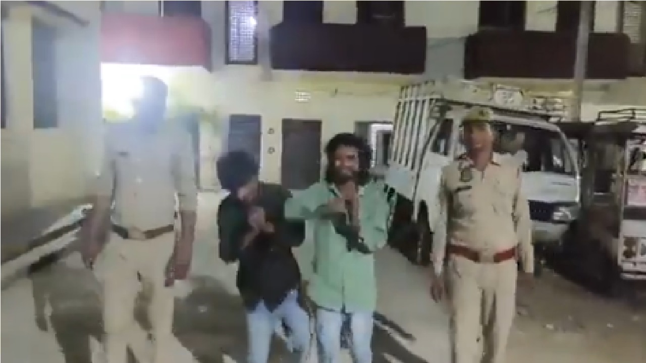 ಪಾಕ್ಗೆ ಬೆಂಬಲ: ಹಿಂದೂಸ್ತಾನ್ ಜಿಂದಾಬಾದ್ ಘೋಷಣೆ ಕೂಗುವ ಶಿಕ್ಷೆ