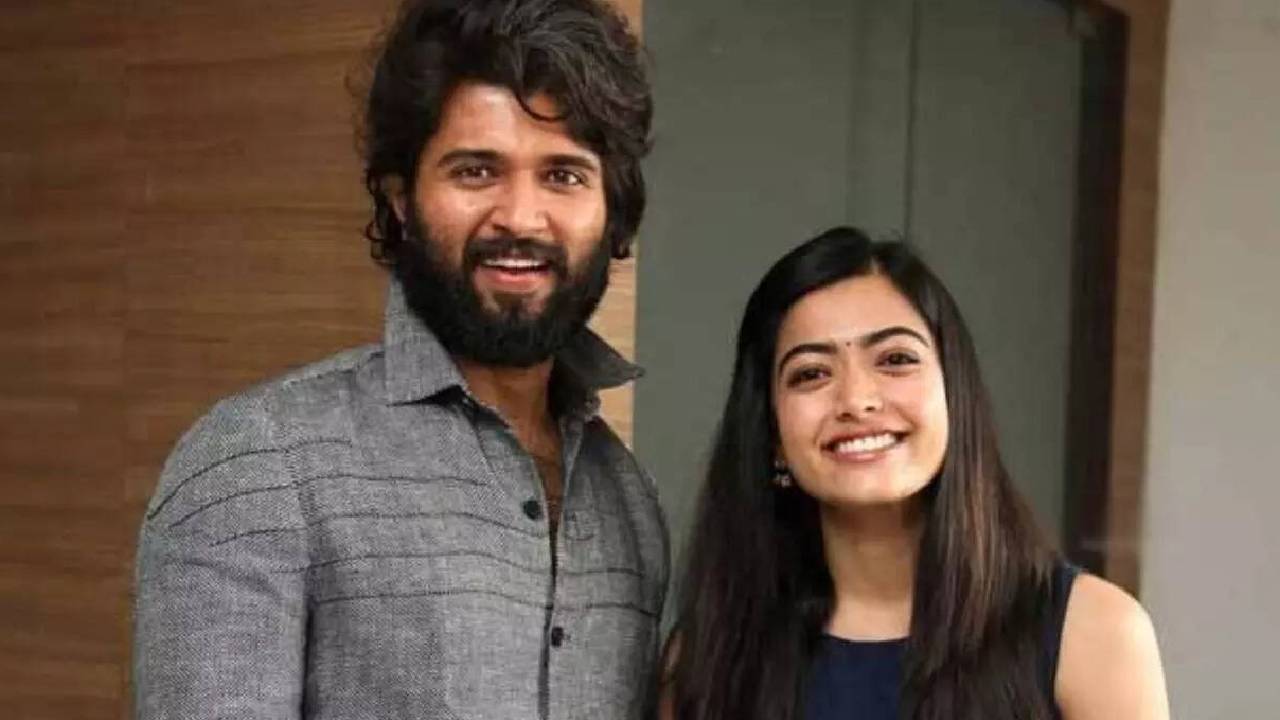 ರಶ್ಮಿಕಾ ಕೈಗೆ ಮುತ್ತಿಟ್ಟ ನಟ ವಿಜಯ್ ದೇವರಕೊಂಡ