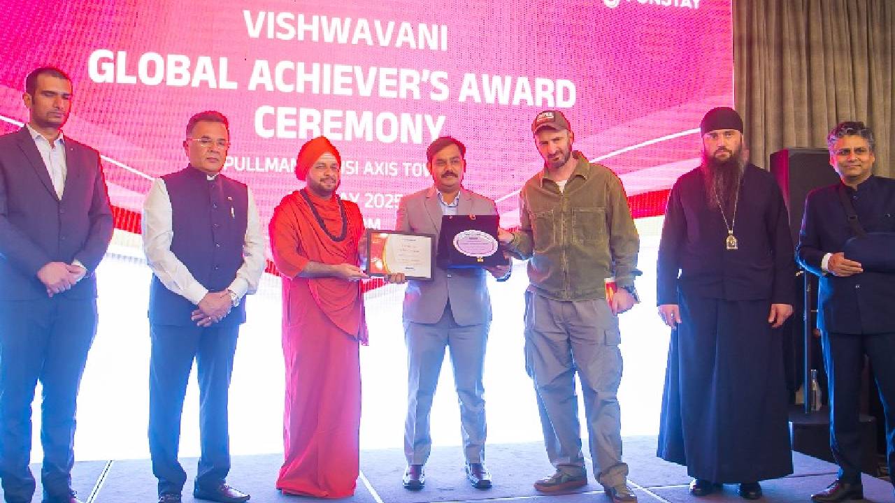 ಫೋಟೋ ಗ್ಯಾಲರಿ: ಕರುನಾಡಿನ ಸಾಧಕರಿಗೆ ಜಾರ್ಜಿಯಾದಲ್ಲಿ ವಿಶ್ವವಾಣಿ ಗ್ಲೋಬಲ್ ಅಚೀವರ್ಸ್ ಪ್ರಶಸ್ತಿ - Image 10