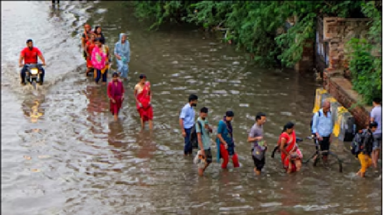 ಇದೇನು ರಸ್ತೆನಾ....? ಕೆರೆಯಂತಾದ NH ಹೈವೇ! ಈ ವಿಡಿಯೊ ನೋಡಿ