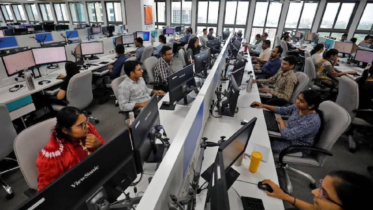Working hours: ಕೆಲಸದ ಅವಧಿ 12 ಗಂಟೆಗೆ ಏರಿಕೆ ಪ್ರಸ್ತಾವ ವಾಪಸ್‌ ಪಡೆದ ಸರಕಾರ