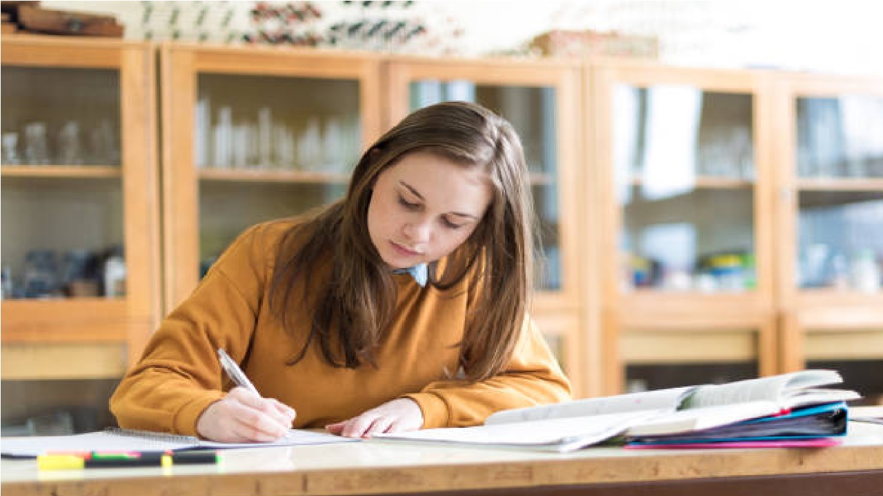 Tips for fast writing: ಪರೀಕ್ಷೆಯಲ್ಲಿ ಅಕ್ಷರ ಸುಂದರವಾಗಿದ್ದರೆ ಸಾಲದು ವೇಗವಾಗಿಯೂ ಬರೆಯಬೇಕು; ಅದಕ್ಕಾಗಿ ಇಲ್ಲಿದೆ ಟಿಪ್ಸ್ - Image 5